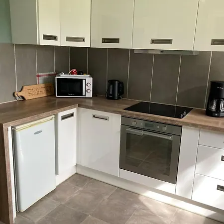 Quiet Designer In Apartment